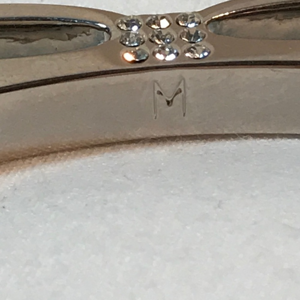 Lia Sophia bow bracelet, rhinestones, silver tone, bangle with stretch b… - Picture 3 of 6